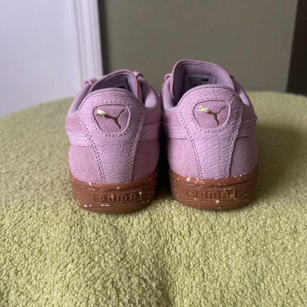 Puma Women's Light Pink Suede Sneakers with Tan Sole Like New - Picture 7 of 11